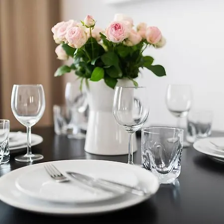 Апартаменти Easy Rent - Centrum 2 Krakowskie Przedmiescie, 24h Check-in